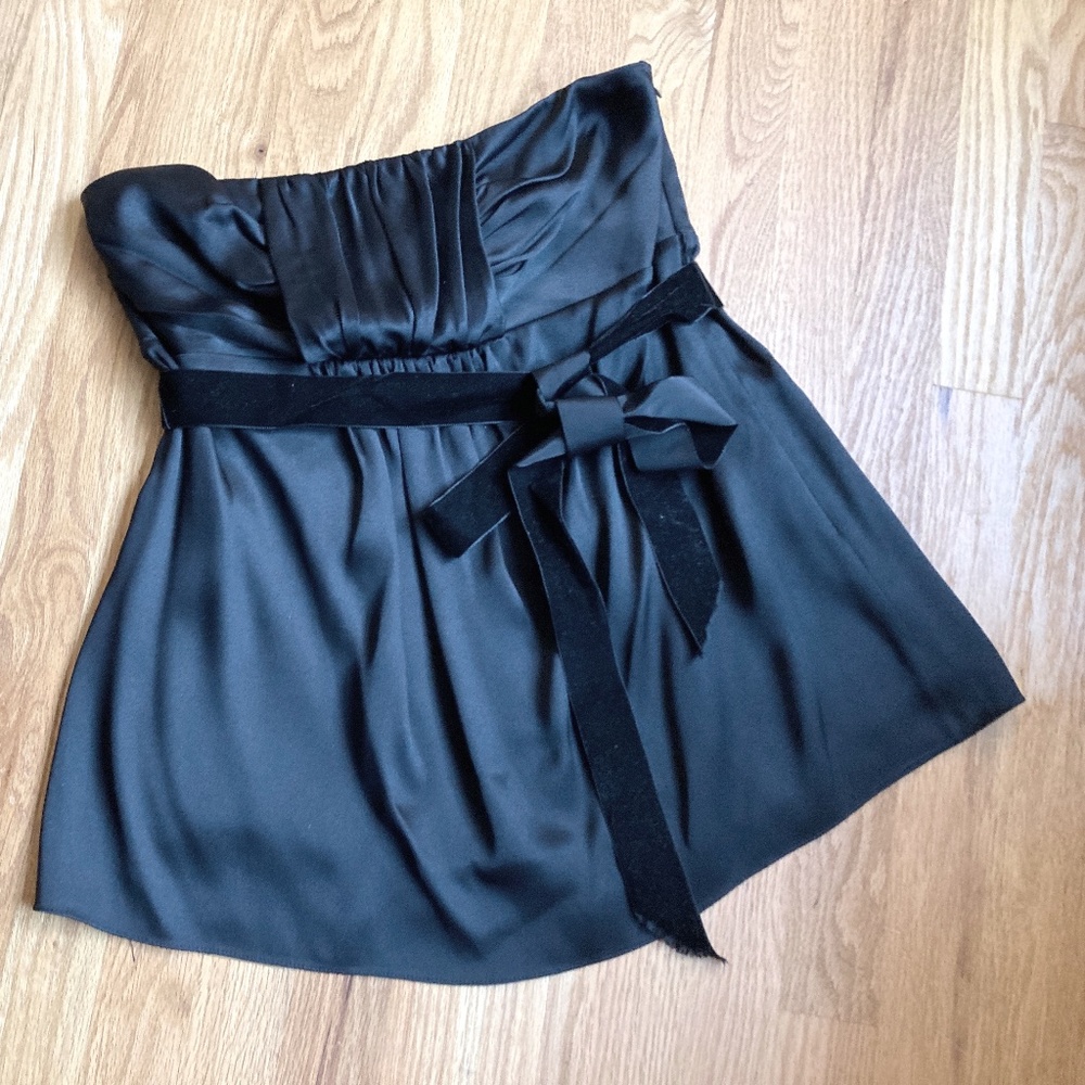 Banana Republic Strapless Black Silk and Velvet Top, Size 12P, NWT